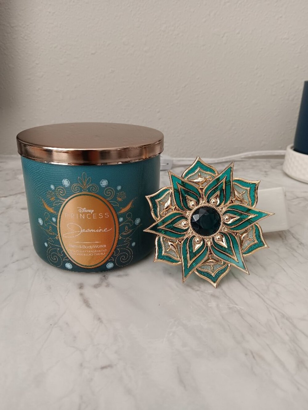 Bath and Body Works Disney Princess Jasmine Candle and Wallflower Plug